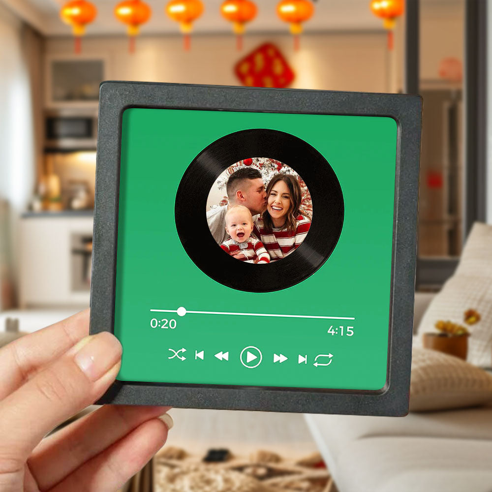 Personalisiertes Musikalbum mit Kühlschrankmagnet – Spielt einen individuellen Song. Fotoalbum-Cover. Einzigartiges Geschenk für Paare, Musikliebhaber und Wohnaccessoires