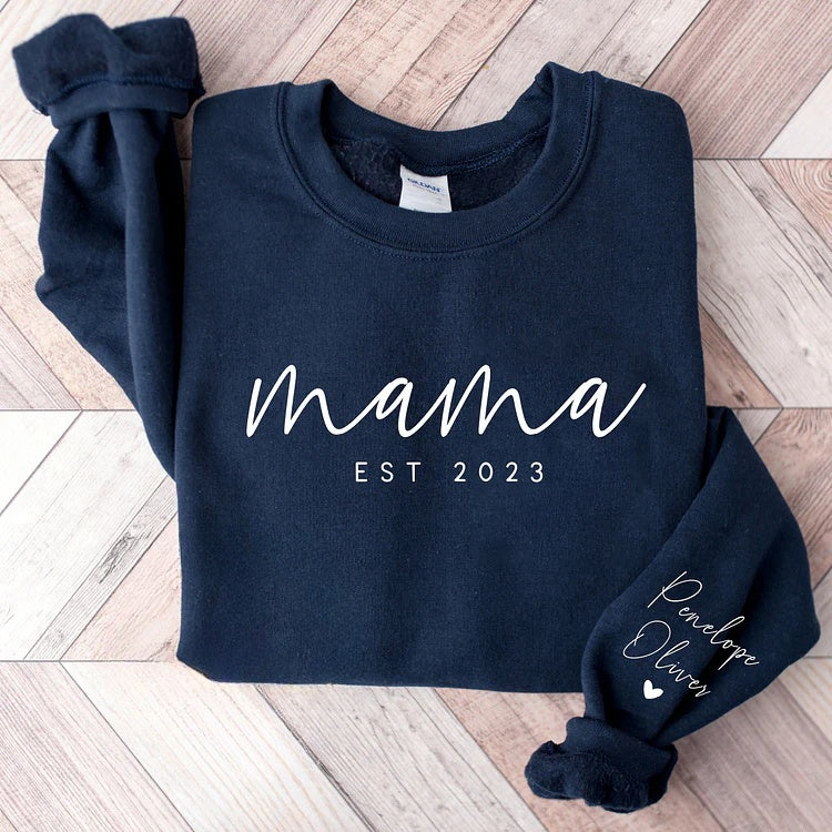 Minimalistisches Mama Sweatshirt mit Datum und Kindernamen