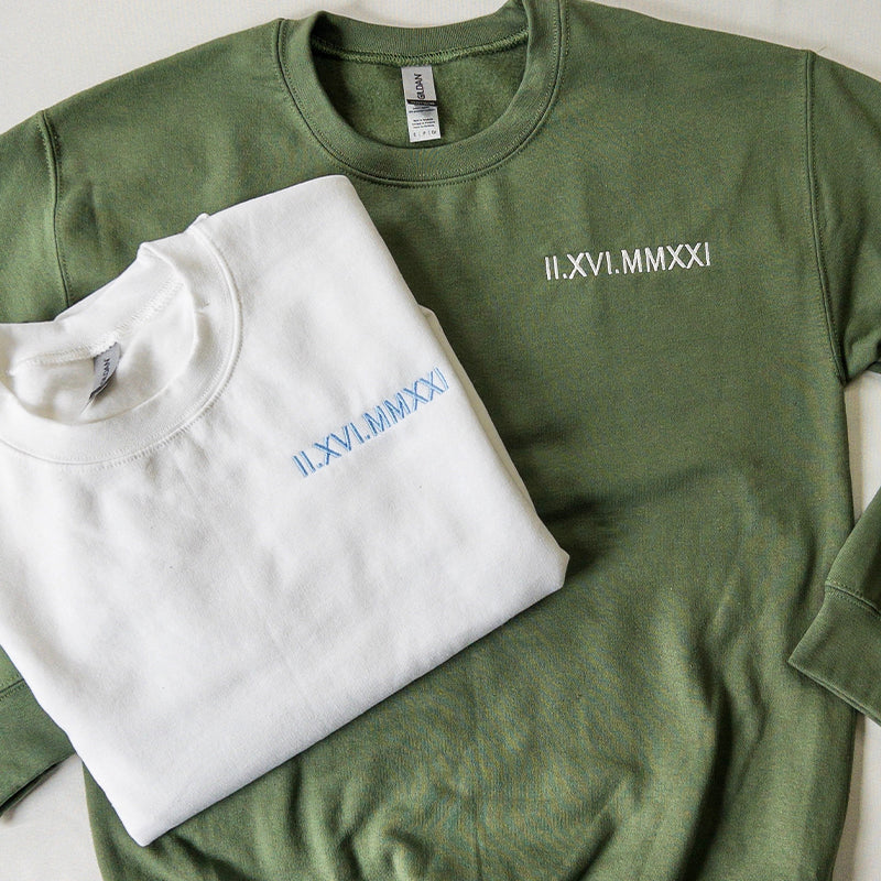 Individuell besticktes Paar-Sweatshirt mit römischen Ziffern und Datum
