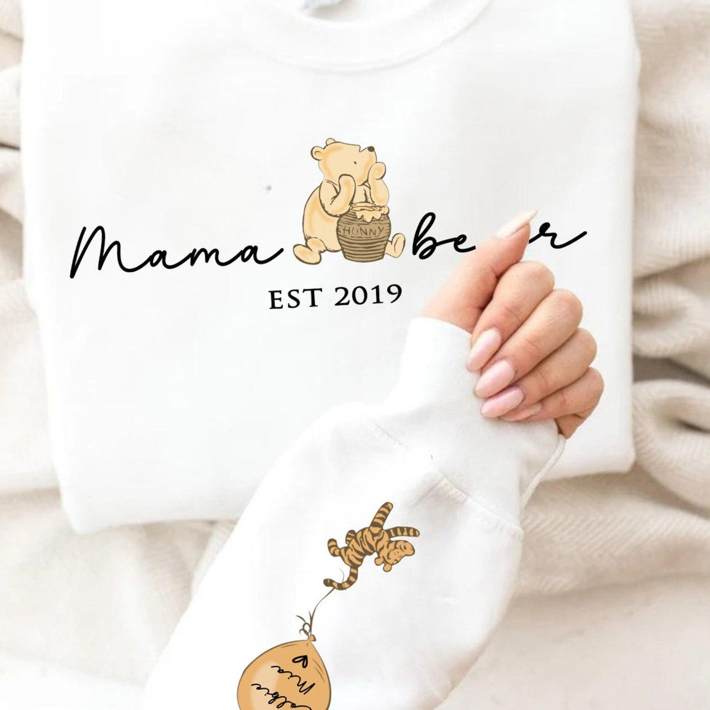Mama Bär Sweatshirt. Personalisiertes Mama Sweatshirt mit den Namen der Kinder. Sweatshirt Geschenk für Mama. Mama Bär Pullover.
