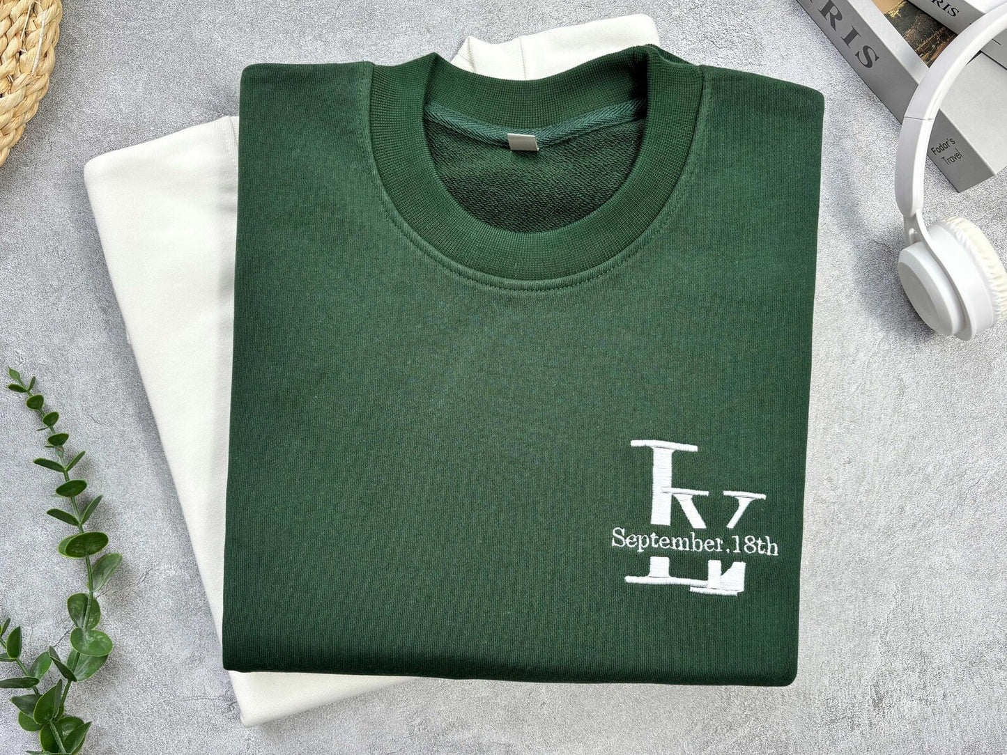 Benutzerdefinierte Stickerei Paar Initialen mit Datum Swetshirt, Stickerei Crewneck, personalisierte Stickerei Sweatshirt, personalisierte Geschenk