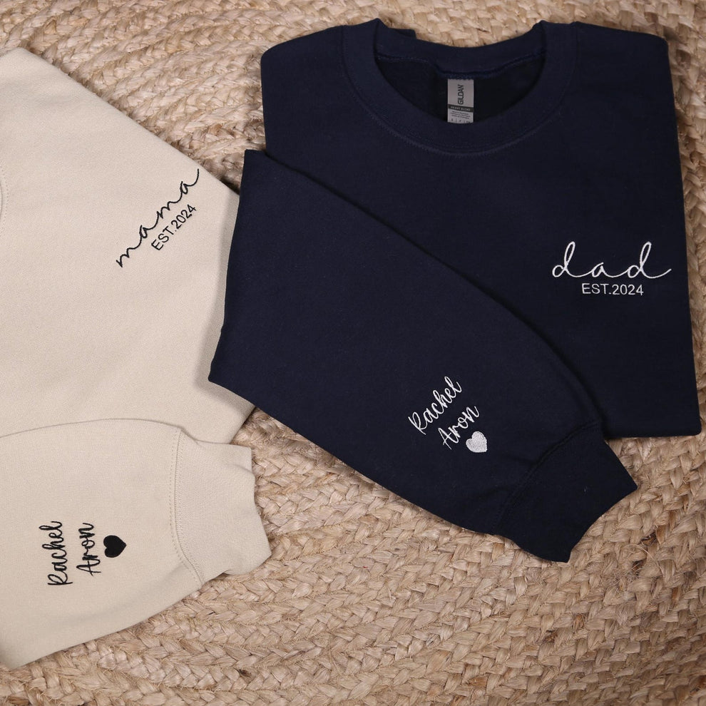 Besticktes Mama & Papa Sweatshirt, Personalisierter passender Mama Papa Hoodie mit Namen am Ärmel, Baby Shower Outfit, Neue Mama Papa Geschenke