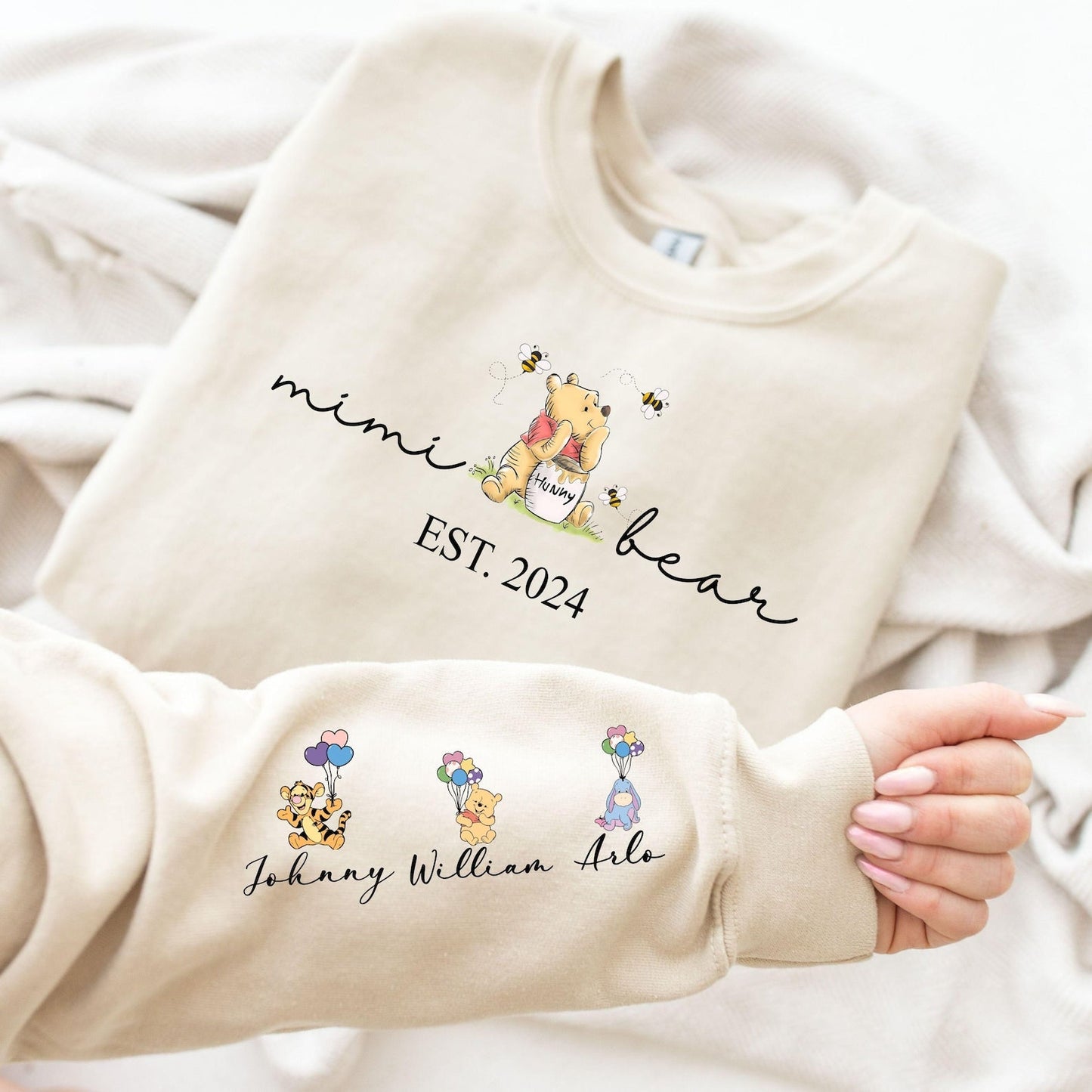 Personalisiertes Oma Bär Sweatshirt und Hoodie, Oma Est mit Enkelnamen auf Ärmel Sweatshirt, Oma Mama Mimi Sweatshirt, Geschenke Oma