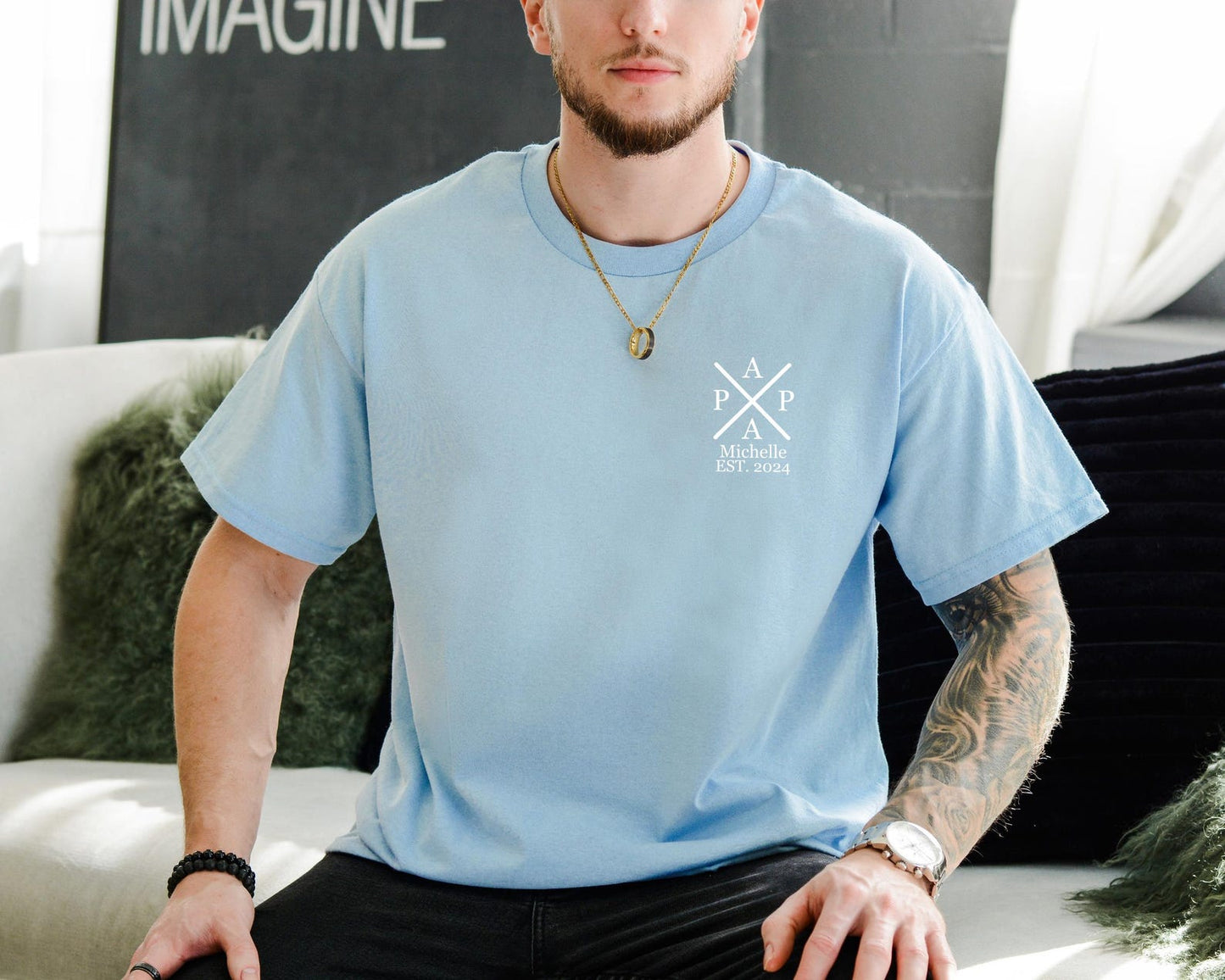 Zeitlose Vaterschaft: Personalisiertes Vater-Shirt. Vatertagsgeschenk - Personalisiertes Papa-T-Shirt. Geschenkidee für Papa.