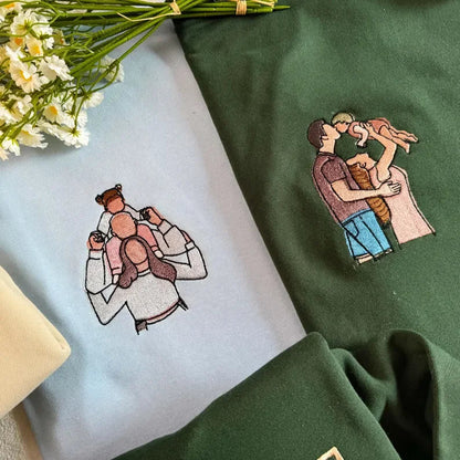 Benutzerdefiniertes Sweatshirt mit Fotostickerei für Mama und Papa, benutzerdefiniertes Varsity-T-Shirt mit Stickerei, Geschenk für Mama