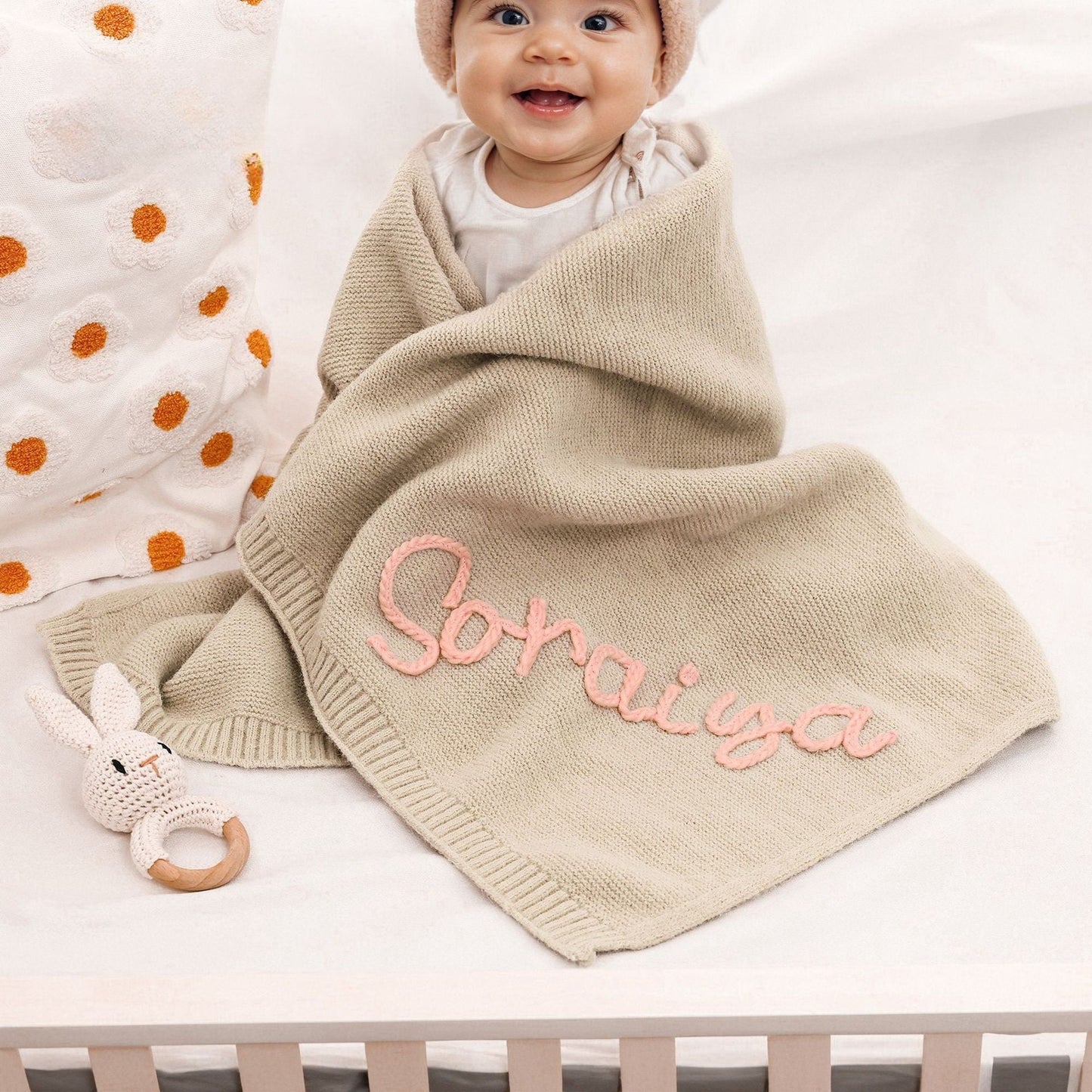 Sanfte Babydecke mit Namen - Aus weichem Strick, ideal für empfindliche Babyhaut