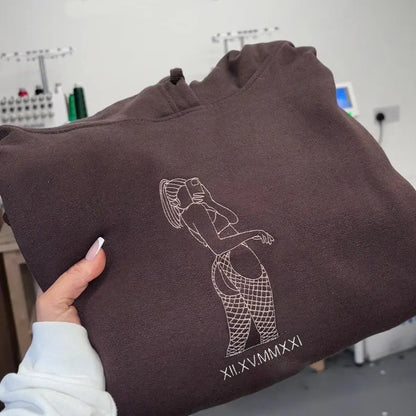 Bestickter Jubiläumshoodie – Personalisiertes romantisches Geschenk für Paare