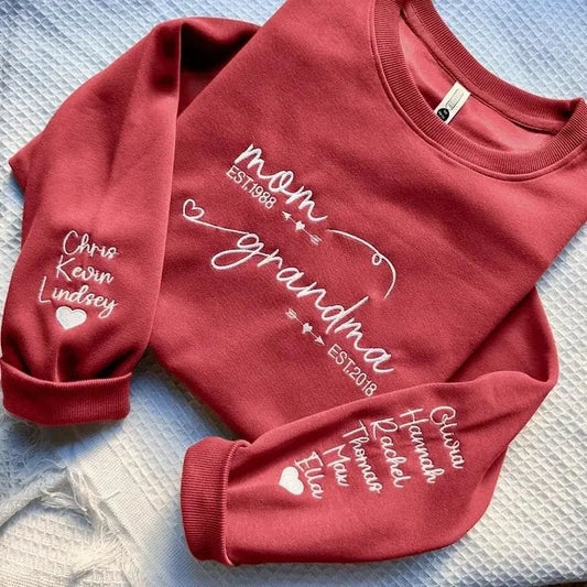 Besticktes Mama Sweatshirt mit Herzen und Namen personalisierte Langarmshirt Muttertagsgeschenk