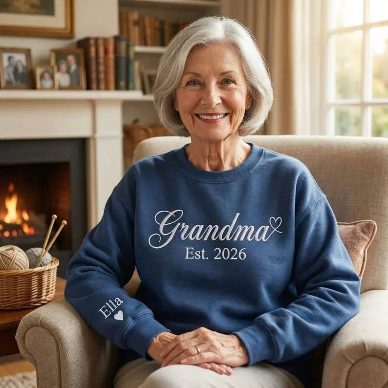 Personalisierter Mama Crewneck Sweatshirt mit Namen bestickt nachhaltige Baumwolle