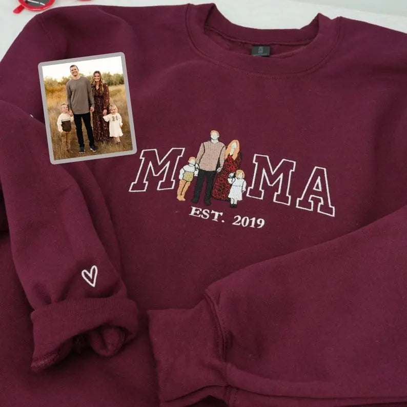 Familienporträt Kapuzenpullover personalisierter Sweater mit Kindernamen passendes Familienoutfit