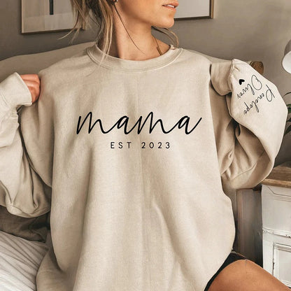 Minimalistisches Mama Sweatshirt mit Datum und Kindernamen