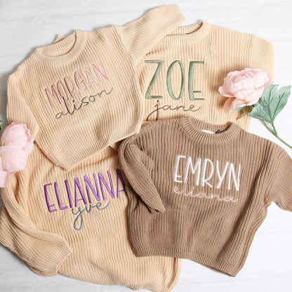 Weicher Strickpullover für Babys – Pullover mit individuell besticktem Namen für gemütliche Kleinkinder-Outfits