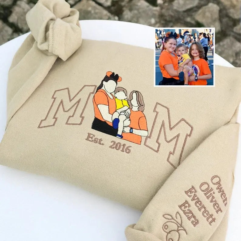 Personalisierter Mama Sweatshirt mit Stickerei personalisierter Name Muttertagsgeschenk für Damen