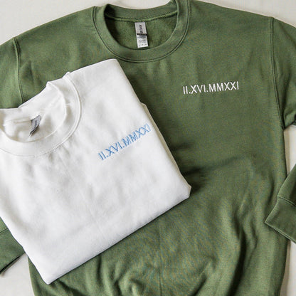 Individuell besticktes Paar-Sweatshirt mit römischen Ziffern und Datum
