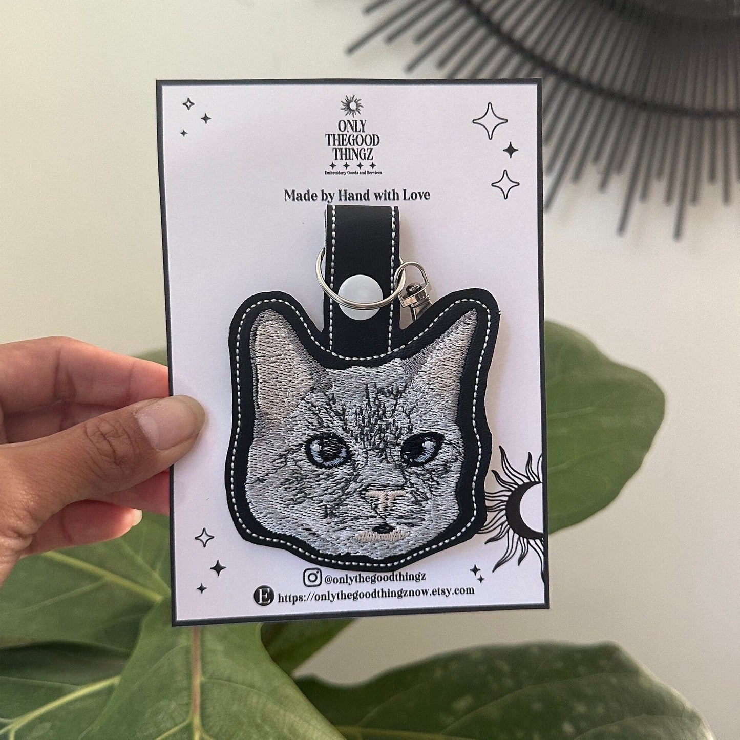 Schlüsselanhänger Mit Individueller Haustierstickerei – Personalisiertes Haustierporträt, Einzigartiges Besticktes Geschenk Für Tierliebhaber
