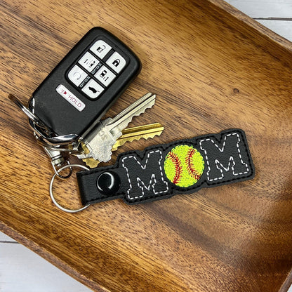 Handgemachter Softball Mom Bestickter Schlüsselanhänger - Team Spirit Bag Charm, Perfektes Geschenk für Softball Moms