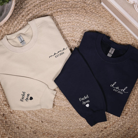 Besticktes Mama & Papa Sweatshirt, Personalisierter passender Mama Papa Hoodie mit Namen am Ärmel, Baby Shower Outfit, Neue Mama Papa Geschenke