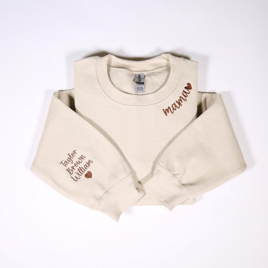 Besticktes Sweatshirt für Mama mit Kindernamen am Ärmel, personalisierter Hoodie mit Stickerei für Mama, Geburtstagsoutfits für Mama, Schwangerschaftsgeschenke