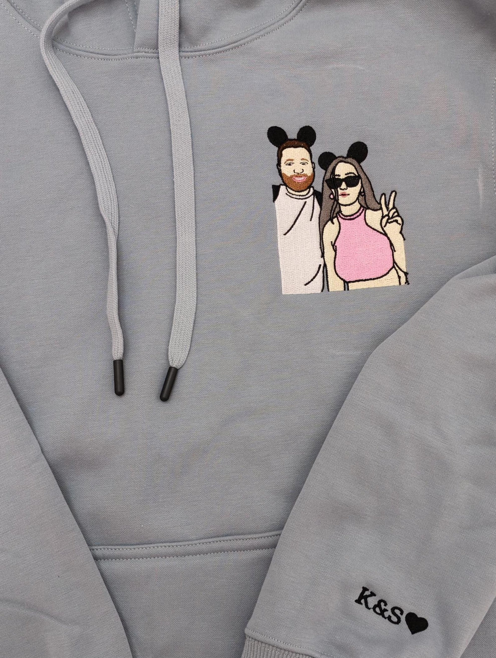 Besticktes Sweatshirt für Papa mit Kindernamen am Ärmel, personalisiertes Weihnachtsgeschenk für Papa, Vatertagsgeschenk