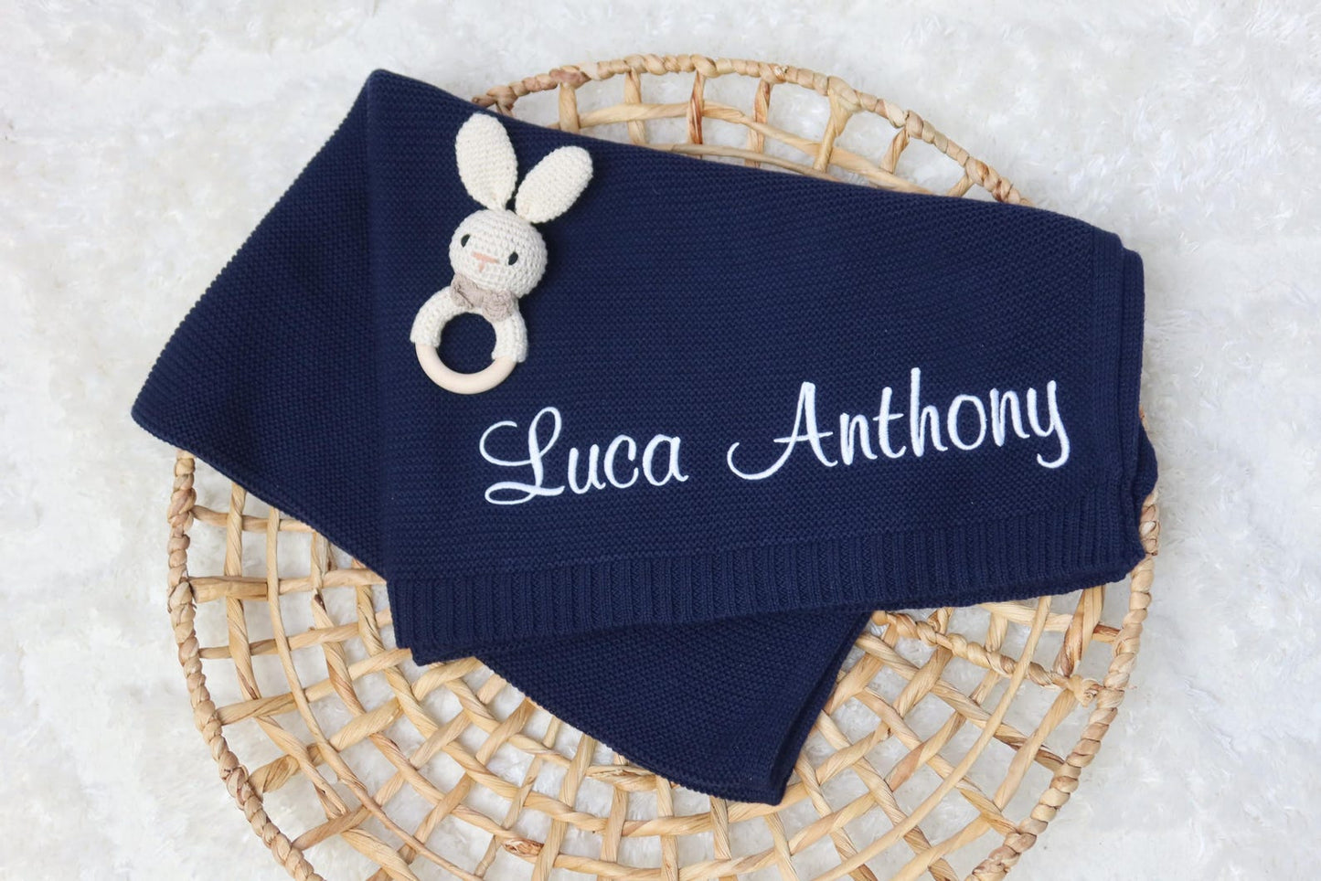 Namensdecke für Babys - Ein personalisiertes Kuschelerlebnis aus Baumwollstrick