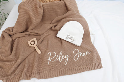 Babydecke mit Monogramm als Geschenk – weiches, besticktes Andenken für Neugeborene und Babypartys