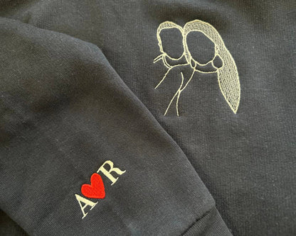 Benutzerdefinierter, mit Foto bestickter Hoodie, personalisierte Paarskizze vom Foto, Unisex-Hoodie, 1. Jahrestag, besonderes Datum, passender Initial-Pullover
